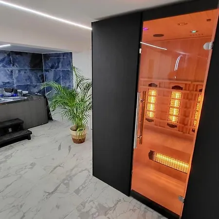 A O G Prestige Relax Max Sauna Apartment *