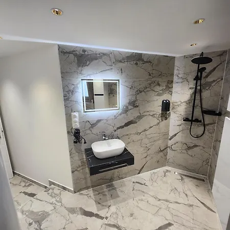 A O G Prestige Relax Max Sauna Apartment *